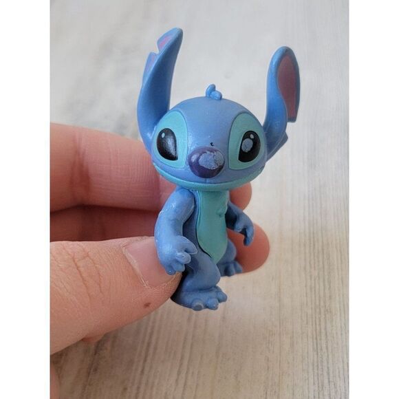 Miniature blue Stitch Lilo Disney Pixar toy figure happy - Picture 4 of 6